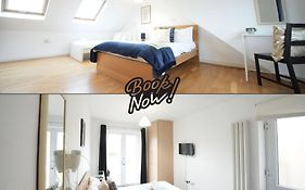 The Great Airport Place-Private Bedrooms With Private Bathroom-1 Bus To Heathrow Airport-5 Minutes By Car- Helpful Advice From Our Team